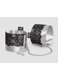Сатиновые наручники с кружевом Play Nice - Fifty Shades of Grey - купить с доставкой в Санкт-Петербурге