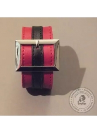 Красно-чёрный браслет с прямоугольной пряжкой - Подиум - купить с доставкой в Санкт-Петербурге