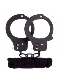 Чёрные наручники из листового металла в комплекте с веревкой BONDX METAL CUFFS LOVE ROPE SET - Dream Toys - купить с доставкой в Санкт-Петербурге