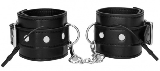 Черные наручники с электростимуляцией Electro Handcuffs - Shots Media BV - купить с доставкой в Санкт-Петербурге