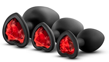 Набор черных анальных пробок с красным кристаллом-сердечком Bling Plugs Training Kit - Blush Novelties - купить с доставкой в Санкт-Петербурге