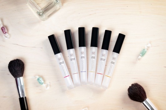 Возбуждающий блеск для губ  Горячая штучка  с разогревающим эффектом и ароматом клубники - 5 мл. - Штучки-дрючки - купить с доставкой в Санкт-Петербурге