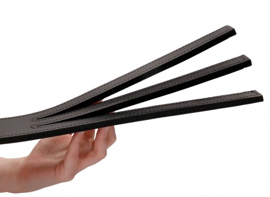 Черная шлепалка Three Finger Paddle Tawse - 51 см. - Shots Media BV - купить с доставкой в Санкт-Петербурге