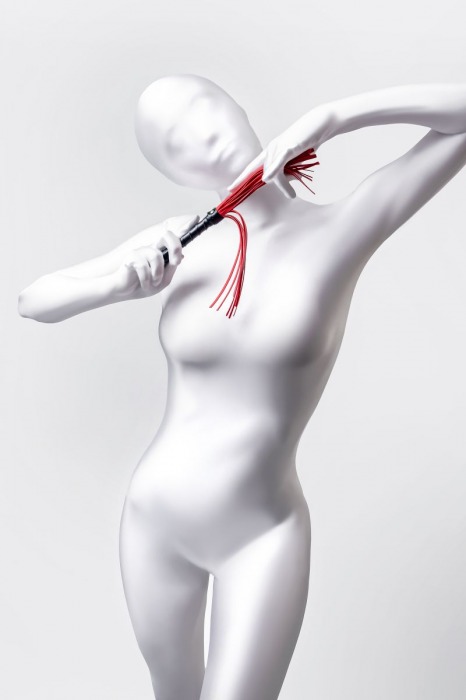 Красно-черный флоггер Anonymo - 28 см. - ToyFa - купить с доставкой в Санкт-Петербурге