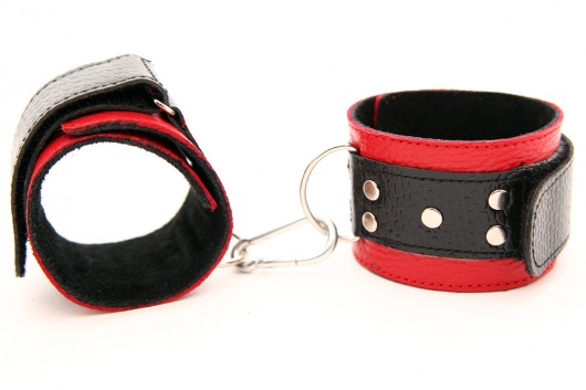 Красно-чёрные кожаные наручники - БДСМ Арсенал - купить с доставкой в Санкт-Петербурге