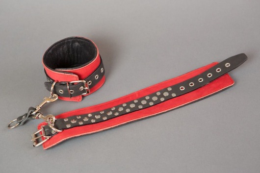 Красные кожаные наручники на мягкой подкладке - Подиум - купить с доставкой в Санкт-Петербурге