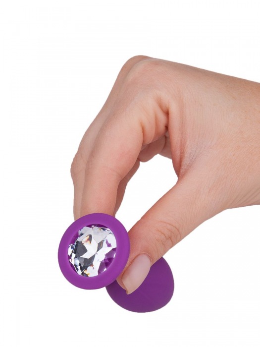Фиолетовая силиконовая пробка с прозрачным кристаллом - 7,3 см. - Джага-Джага - купить с доставкой в Санкт-Петербурге