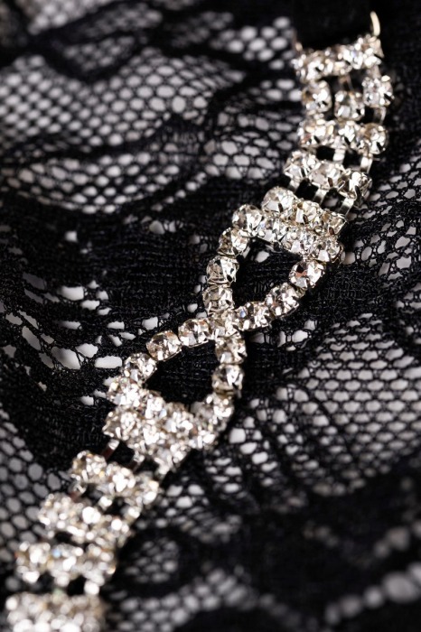 Трусики-стринги Ella с перемычкой из страз - Erolanta купить с доставкой