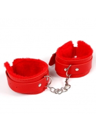 Красные наручники с меховой подкладкой и ремешками - Сима-Ленд - купить с доставкой в Санкт-Петербурге